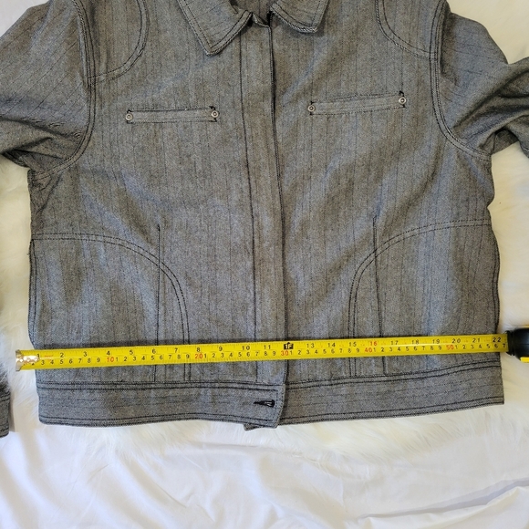 Liz Clairbone Womens Gray Denim Jacket - Picture 15 of 16